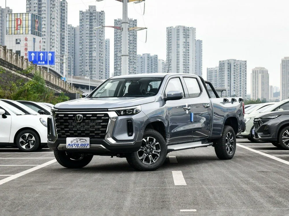Bensiiniauto Changan Land Tourer