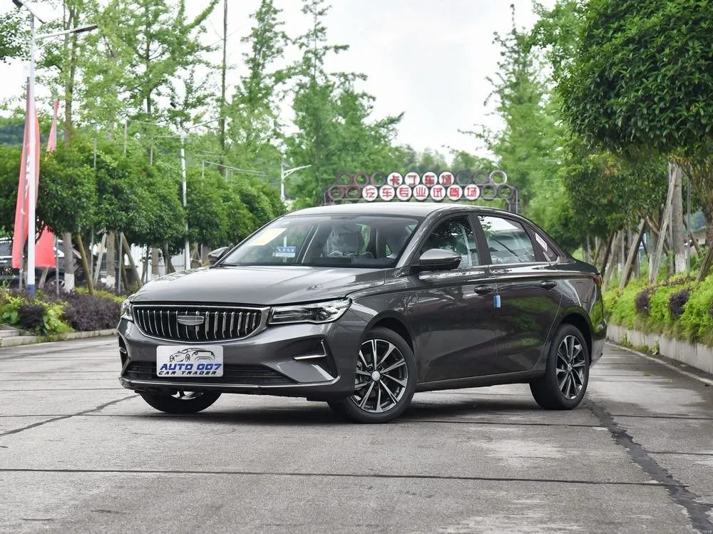 Geely Emgrand bensiiniauto